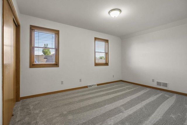 802 Stoney Hill Lane, Cottage Grove, WI 53527