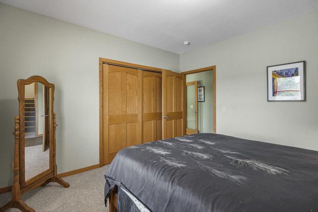 802 Stoney Hill Lane, Cottage Grove, WI 53527