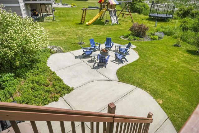 802 Stoney Hill Lane, Cottage Grove, WI 53527