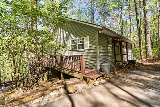 377 Ed Graves Road, Murphy, NC 28906
