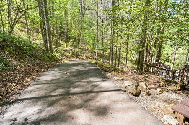 377 Ed Graves Road, Murphy, NC 28906