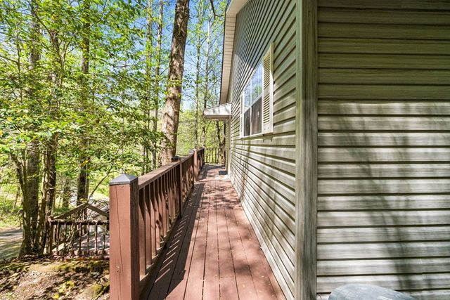 377 Ed Graves Road, Murphy, NC 28906