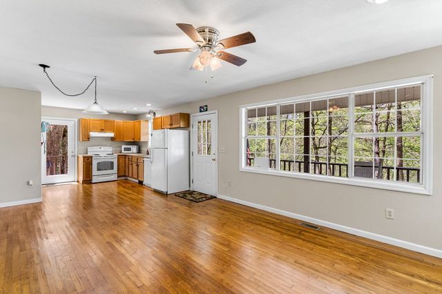 377 Ed Graves Road, Murphy, NC 28906