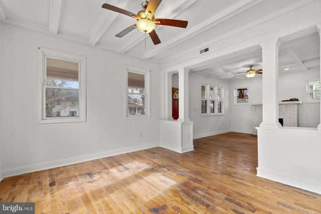 3709 CHESHOLM RD, Baltimore, MD 21216