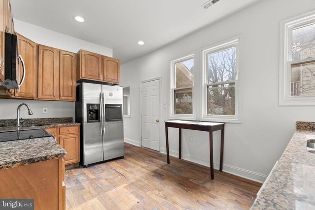 3709 CHESHOLM RD, Baltimore, MD 21216