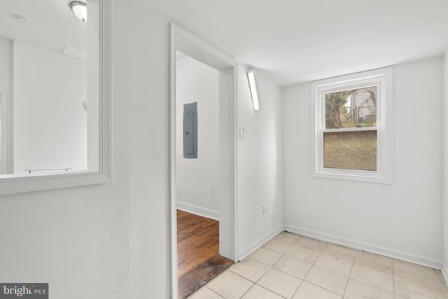 3709 CHESHOLM RD, Baltimore, MD 21216