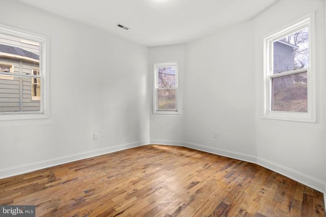 3709 CHESHOLM RD, Baltimore, MD 21216