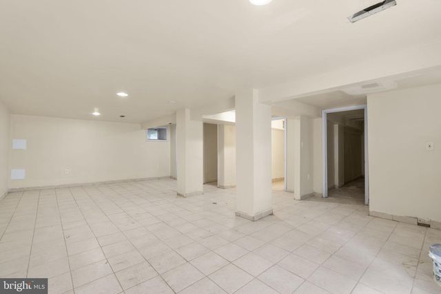 3709 CHESHOLM RD, Baltimore, MD 21216