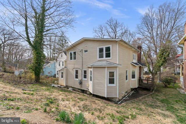 3709 CHESHOLM RD, Baltimore, MD 21216