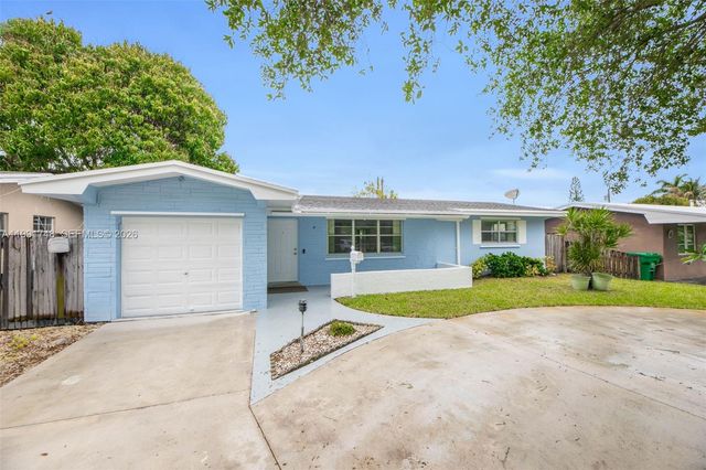 7811 NW 10th St 7811, Pembroke Pines, FL 33024