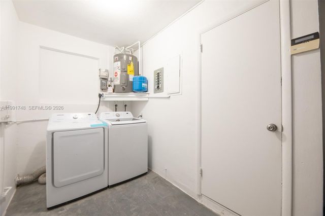 7811 NW 10th St 7811, Pembroke Pines, FL 33024