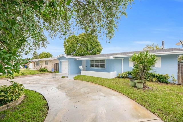 7811 NW 10th St 7811, Pembroke Pines, FL 33024