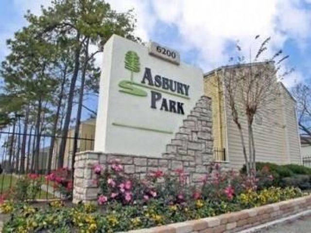 6200 W Tidwell Road 1902, Houston, TX 77092