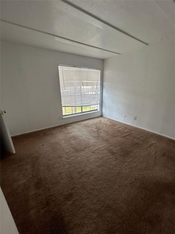 6200 W Tidwell Road 1902, Houston, TX 77092