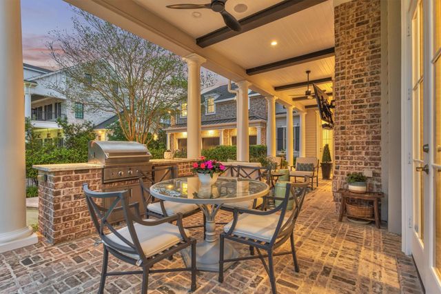 22 E Shore Drive, The Woodlands, TX 77380