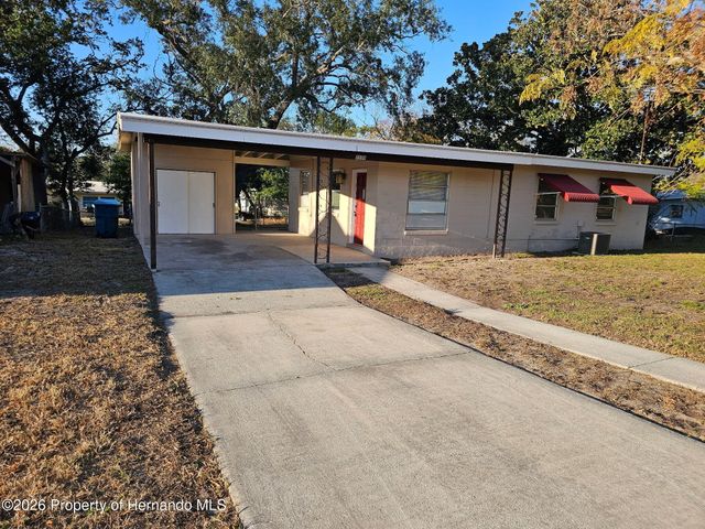 1159 Newhope Road, Spring Hill, FL 34606