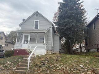 2286 6th Street SW, Akron, OH 44314