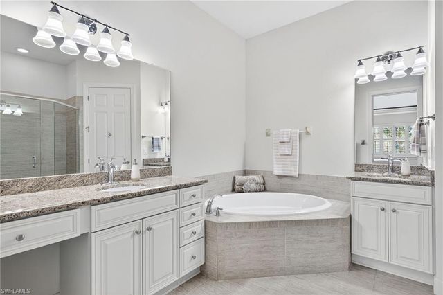 10341 Glastonbury CIR # 201, Fort Myers, FL 33913