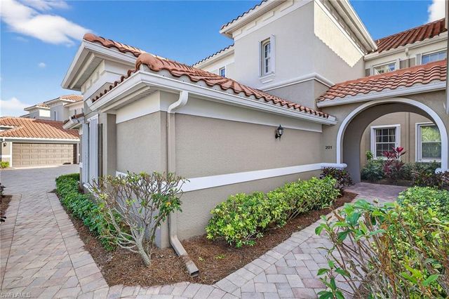 10341 Glastonbury CIR # 201, Fort Myers, FL 33913