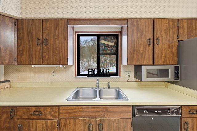 114 Clifford Lane, Middlesex Twp, PA 16059