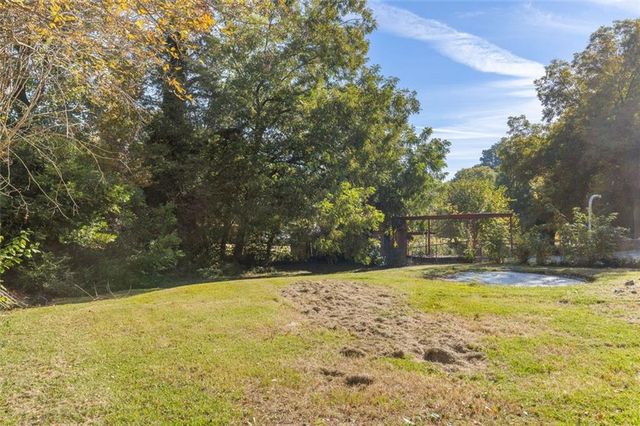 2185 Trailwood SE Drive, Smyrna, GA 30080