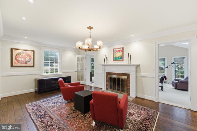 1724 OVERLOOK DR, Silver Spring, MD 20903