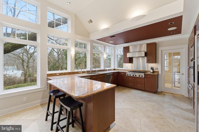 1724 OVERLOOK DR, Silver Spring, MD 20903