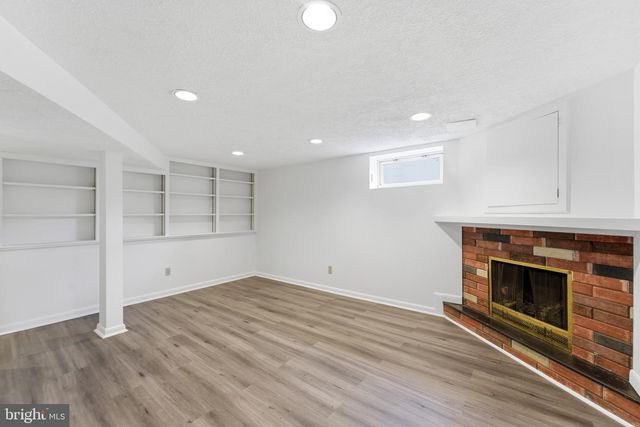 1724 OVERLOOK DR, Silver Spring, MD 20903