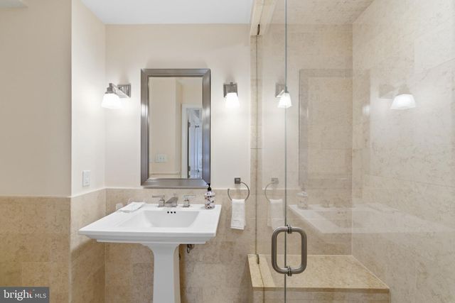 1724 OVERLOOK DR, Silver Spring, MD 20903