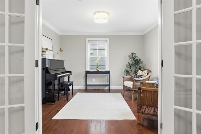 242 Pleasant St, Melrose, MA 02176