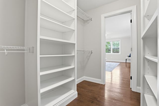 242 Pleasant St, Melrose, MA 02176