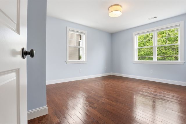 242 Pleasant St, Melrose, MA 02176