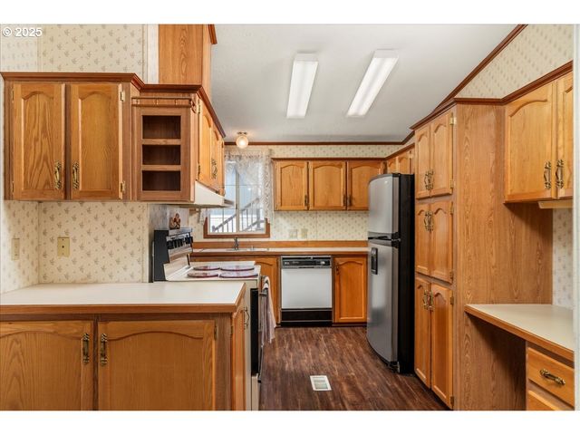 5400 MEEKER Dr 64, Kalama, WA 98625