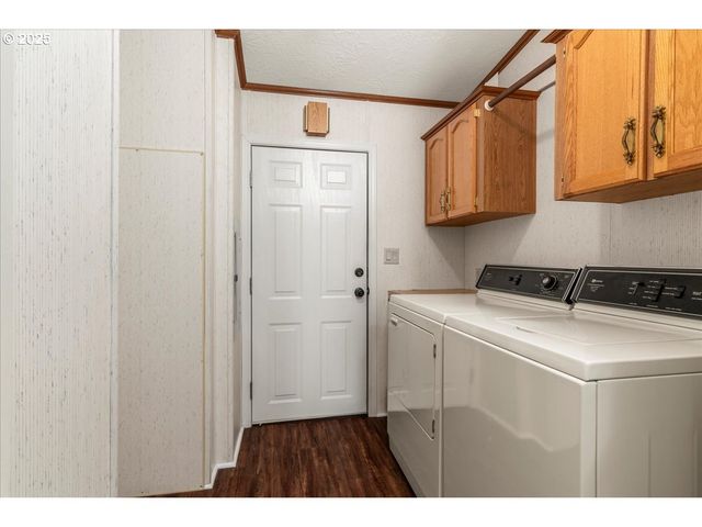 5400 MEEKER Dr 64, Kalama, WA 98625