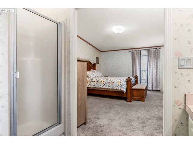 5400 MEEKER Dr 64, Kalama, WA 98625