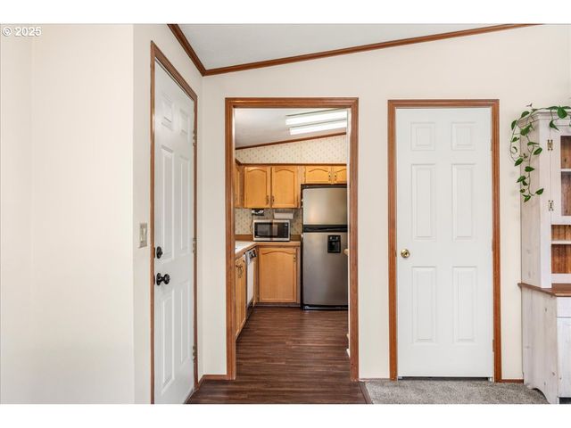 5400 MEEKER Dr 64, Kalama, WA 98625