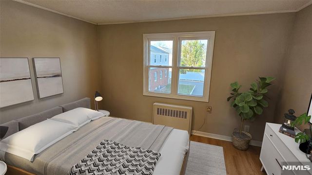 64 Hastings B, Rutherford, NJ 07070