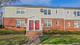 64 Hastings B, Rutherford, NJ 07070