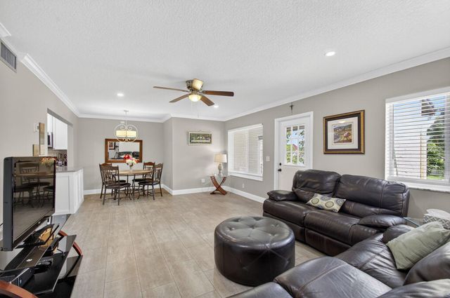 335 Pine Ridge Circle A-2, Greenacres, FL 33463