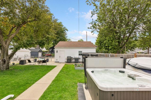 5404 26th Avenue S, Minneapolis, MN 55417