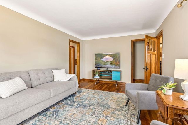 5404 26th Avenue S, Minneapolis, MN 55417
