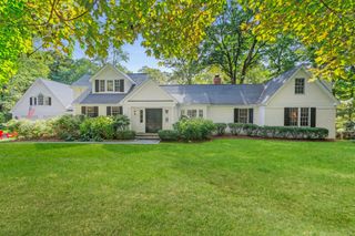 758 Smith Ridge Road, New Canaan, CT 06840