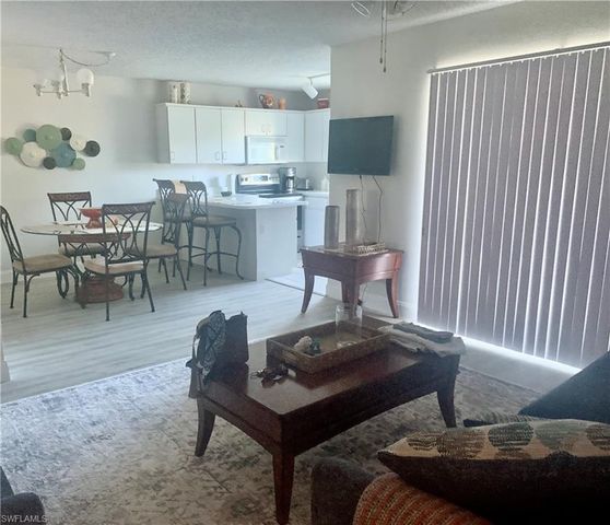 441 QUAIL FOREST BLVD 204, Naples, FL 34105