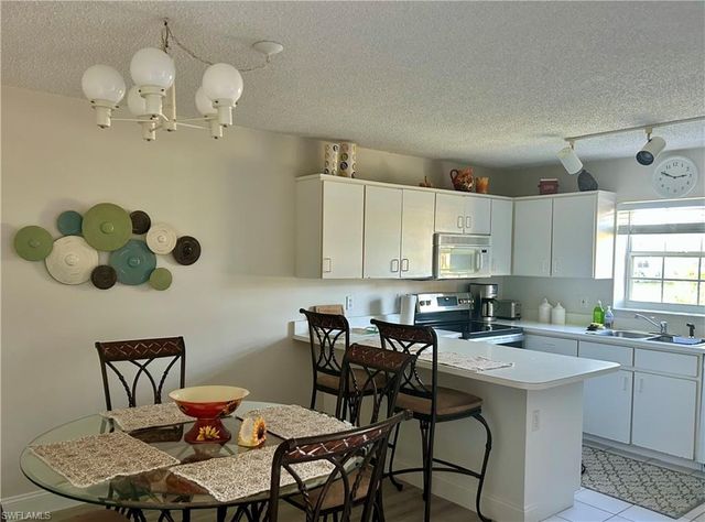 441 QUAIL FOREST BLVD 204, Naples, FL 34105