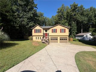324 Adelene Way, Dallas, GA 30157