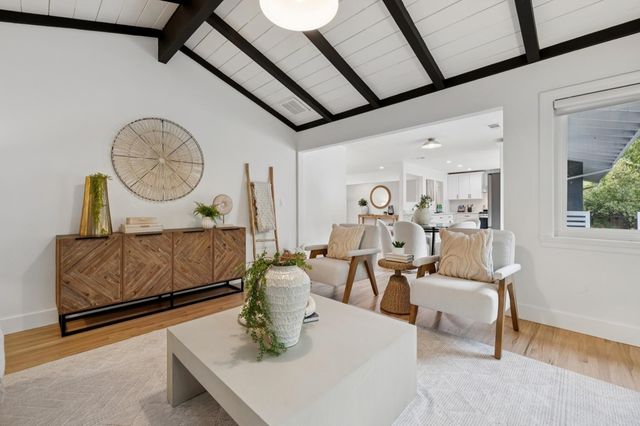 2566 Lancaster Rd, Hayward, CA 94542