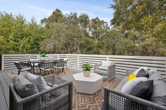 2566 Lancaster Rd, Hayward, CA 94542