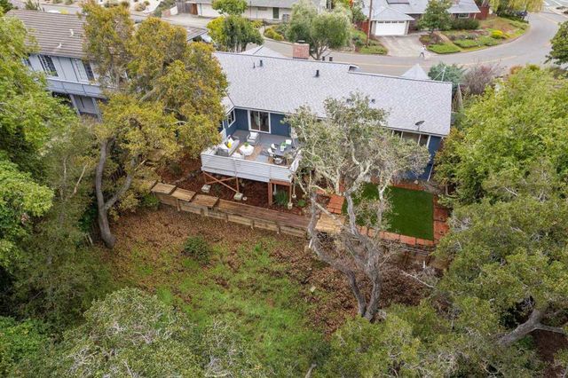 2566 Lancaster Rd, Hayward, CA 94542