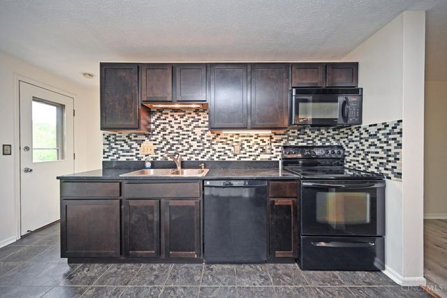 2602 Hunt Road, Reading, OH 45236