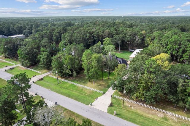 314 Highpoint Crossing, Huffman, TX 77336